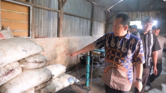 Bupati Muaro Jambi Serap Aspirasi Petani Ikan Tawar di Tangkit Baru
